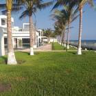 Exclusiva y Lujosa Casa venta frente al Mar Monterrico