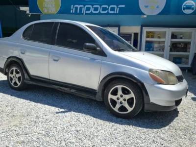 TOYOTA ECHO 2000