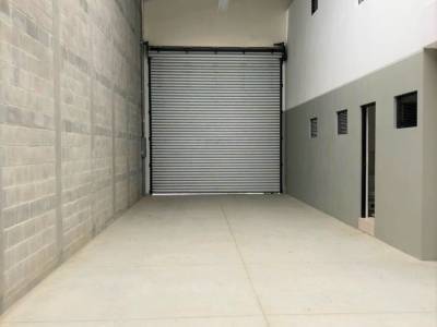 Ofibodega en Construcci&oacute;n en Xela, Fase III