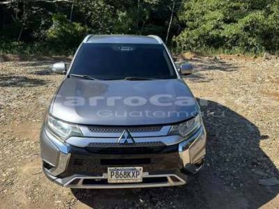 2020 Mitsubishi Outlander