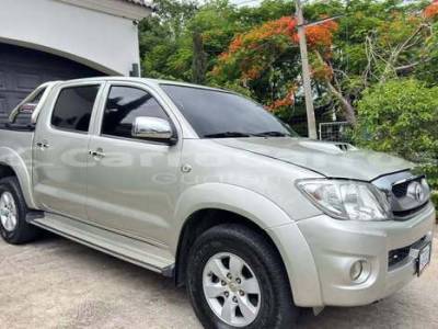 2011 Toyota Hilux