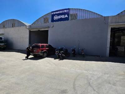 COMPLEJO DE BODEGAS EN VENTA EN CHIMALTENANGO