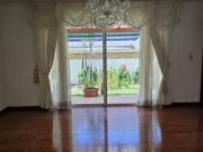 Casa en renta en zona 14 en Condominio, Ciudad de Guatemala