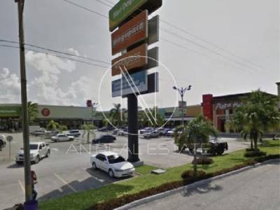LOCAL COMERCIAL EN RENTA EN PETEN