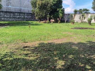 En Renta terreno comercial en Villla Nueva Guatemala