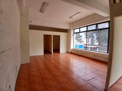 Local en Renta ideal para oficina o Academia en Zona 12