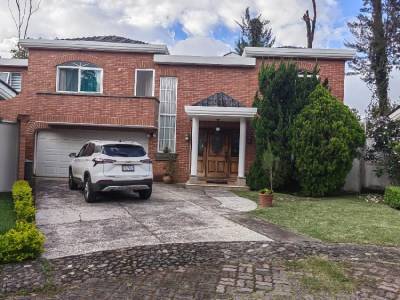 CASA EN VENTA EN ZONA 16 RESIDENCIALES SAN NICOLAS 2