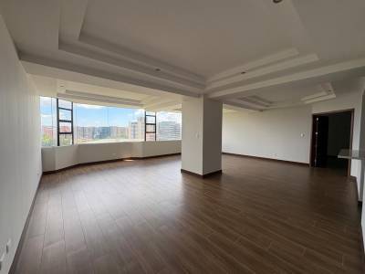 Apartamento en Venta Edificio Milenia, zona 10