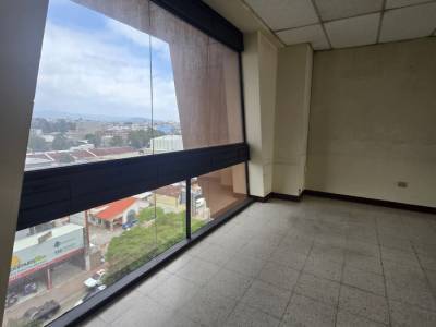 Oficina en alquiler zona 9 cerca estacion transmetro
