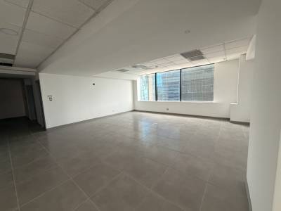 Oficina en Alquiler / Venta Edificio Europlaza, zona 14
