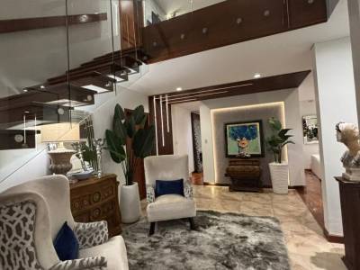 Casa en Venta Condominio Villa Serena, Muxbal