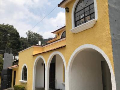 Venta de casa en San Lucas Sacatepequez
