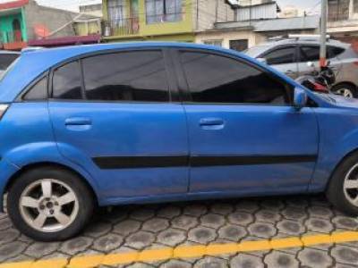 Kia Rio 5 2006 Azul, 4 Pasajeros, 1600 cc, Quetzaltenango