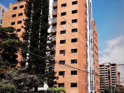 APARTAMENTO AMUEBLADO EN RENTA EN ZONA 10