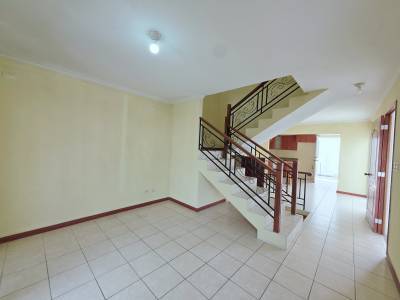 Casa en Venta en Hacienda de Las Flores Villa Nueva